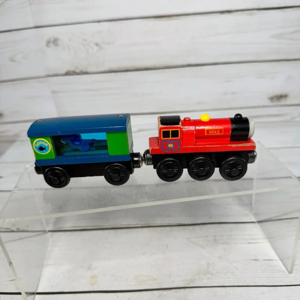 Thomas &‎ Friends Wooden Railway Mike Engine and Sodar Aquarium Car